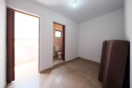 Suíte de casa para alugar com 1 quarto, 20m² em Vila Araguaia, São Paulo