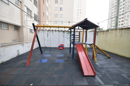 Apartamento à venda com 60m², 2 quartos e 1 vagaÁrea comum - Playground