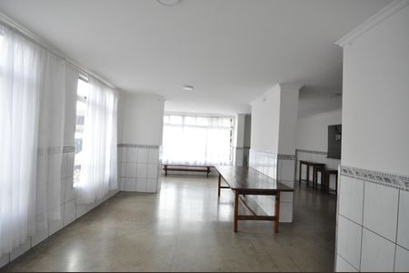 Apartamento à venda com 60m², 2 quartos e 1 vagaÁrea comum - Salão de festas