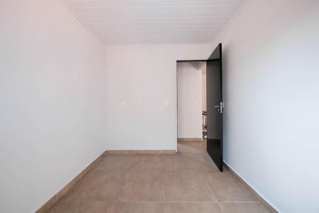 Quarto 1 de casa para alugar com 2 quartos, 37m² em Vila Araguaia, São Paulo
