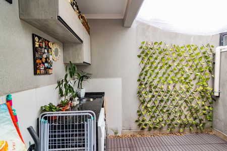 Casa à venda com 61m², 2 quartos e 1 vaga Casa à venda com 61m², 2 quartos e 1 vagaÁrea de Serviço