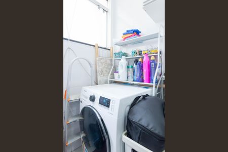 Apartamento à venda com 55m², 2 quartos e 1 vaga Apartamento à venda com 55m², 2 quartos e 1 vagaÁrea de Serviço