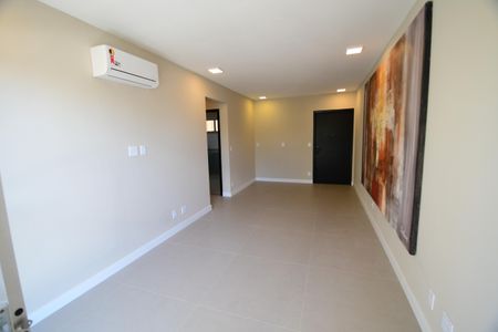 Sala de apartamento à venda com 3 quartos, 100m² em Cambuí, Campinas