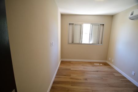 Apartamento à venda com 100m², 3 quartos e 1 vagaQuarto 2