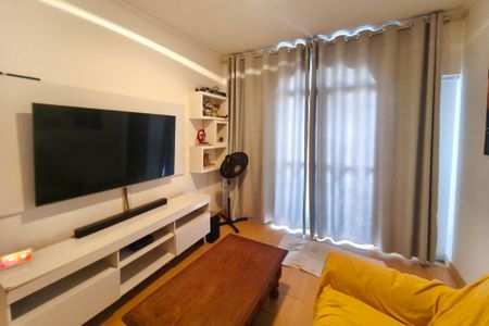 Apartamento à venda com 94m², 3 quartos e 1 vaga Apartamento à venda com 94m², 3 quartos e 1 vagaSala