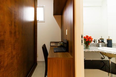 Apartamento para alugar com 97m², 2 quartos e 2 vagas Apartamento para alugar com 97m², 2 quartos e 2 vagasLavabo