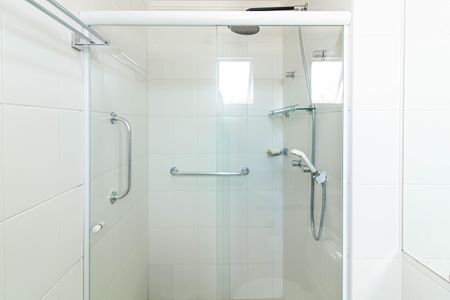 Apartamento para alugar com 97m², 2 quartos e 2 vagas Apartamento para alugar com 97m², 2 quartos e 2 vagasBanheiro da Suíte