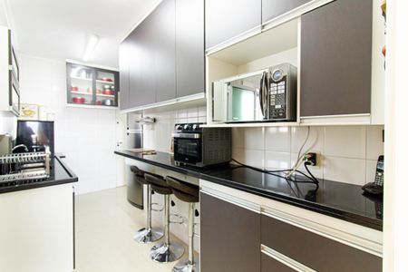 Apartamento para alugar com 97m², 2 quartos e 2 vagasCozinha