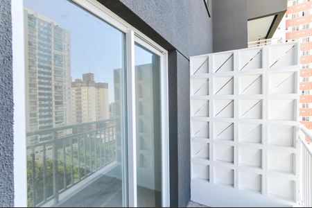 Sacada  de kitnet/studio à venda com 1 quarto, 48m² em Picanço, Guarulhos