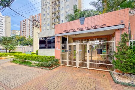 Apartamento para alugar com 73m², 3 quartos e 1 vaga Apartamento para alugar com 73m², 3 quartos e 1 vagaFachada