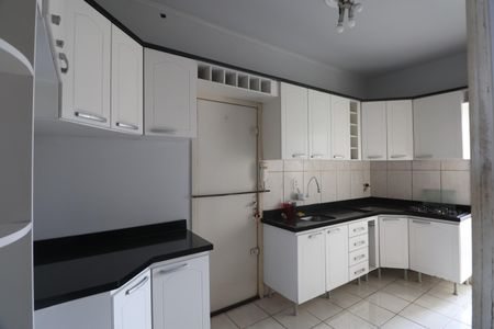 Apartamento para alugar com 80m², 3 quartos e sem vagaCozinha