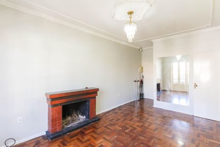 Sala de apartamento à venda com 3 quartos, 80m² em Centro, Canoas