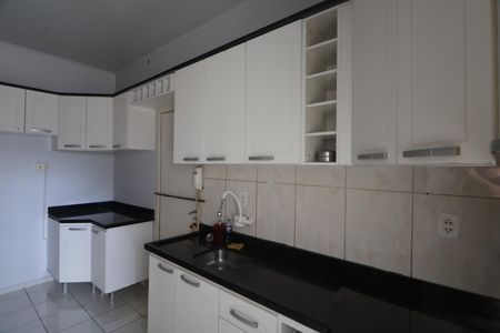 Apartamento para alugar com 80m², 3 quartos e sem vagaCozinha