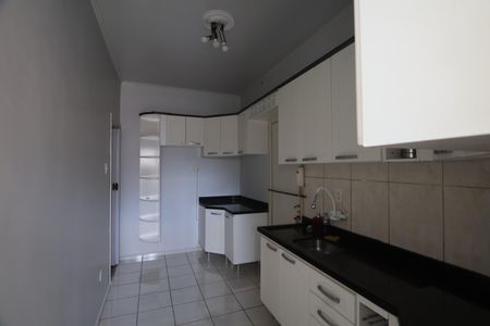 Apartamento para alugar com 80m², 3 quartos e sem vagaCozinha