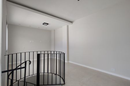 Apartamento à venda com 138m², 2 quartos e 2 vagas Apartamento à venda com 138m², 2 quartos e 2 vagasHall social