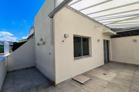 Apartamento à venda com 138m², 2 quartos e 2 vagas Apartamento à venda com 138m², 2 quartos e 2 vagasCobertura