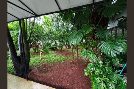 Casa para alugar com 450m², 3 quartos e 3 vagasÁrea externa