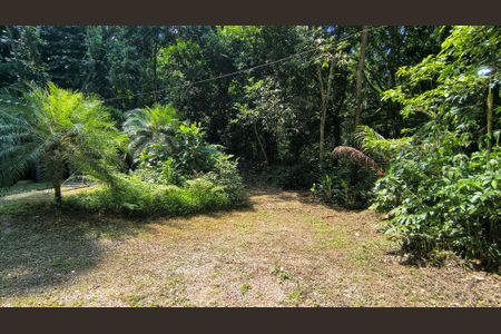 Casa de condomínio para alugar com 100m², 2 quartos e 3 vagasQuintal