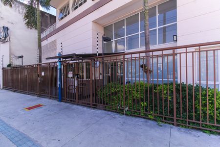 Apartamento para alugar com 50m², 2 quartos e 1 vagaFachada