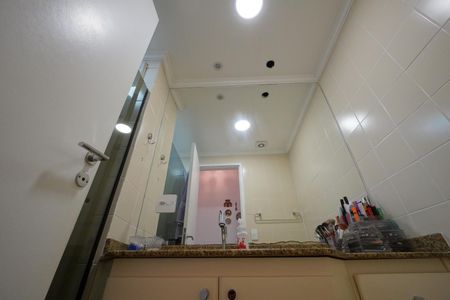 Apartamento à venda com 58m², 2 quartos e 1 vagaBanheiro