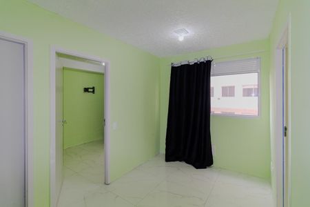 Sala de apartamento para alugar com 2 quartos, 34m² em Parque São Lourenço, São Paulo