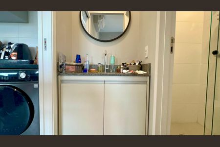 Apartamento à venda com 35m², 1 quarto e sem vagaBanheiro da Suíte