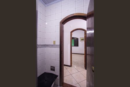Casa de condomínio para alugar com 130m², 2 quartos e 1 vagaBanheiro Social