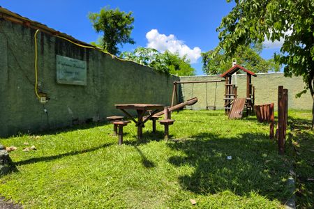Casa de condomínio para alugar com 130m², 2 quartos e 1 vagaÁrea comum - Playground