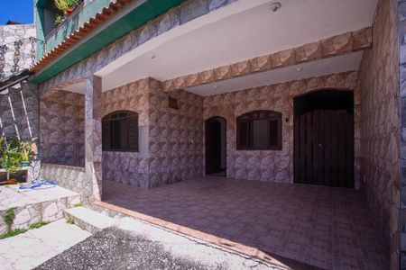 Casa de condomínio para alugar com 130m², 2 quartos e 1 vagaQuintal