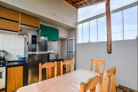 Apartamento à venda com 96m², 3 quartos e 2 vagasCozinha