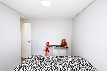 Apartamento à venda com 76m², 3 quartos e 2 vagasQuarto 2