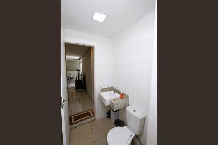 Apartamento à venda com 76m², 3 quartos e 2 vagasBanheiro Social