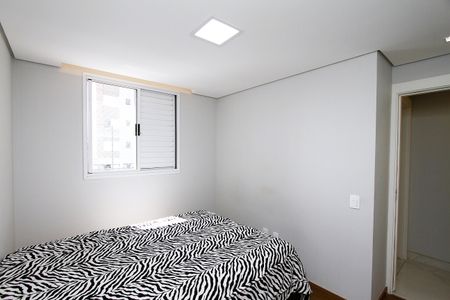 Apartamento à venda com 76m², 3 quartos e 2 vagasQuarto 2