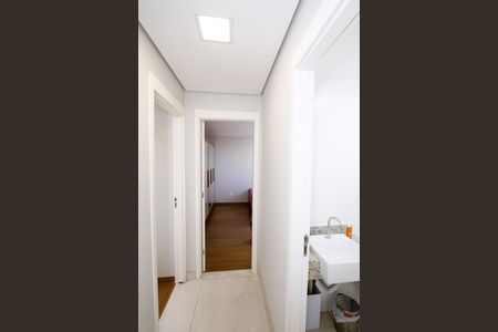 Apartamento à venda com 76m², 3 quartos e 2 vagasCorredor