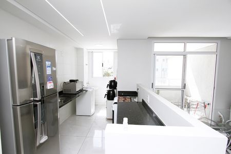 Apartamento à venda com 76m², 3 quartos e 2 vagasCozinha