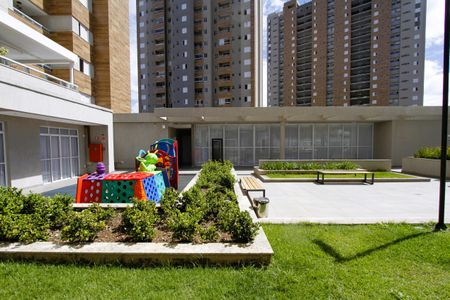 Apartamento à venda com 76m², 3 quartos e 2 vagasÁrea comum - Playground