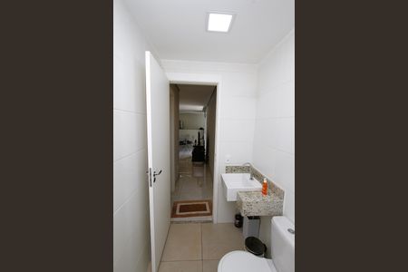 Apartamento à venda com 76m², 3 quartos e 2 vagasBanheiro Social