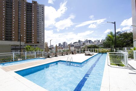 Apartamento à venda com 76m², 3 quartos e 2 vagasÁrea comum - Piscina