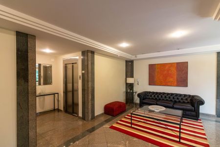Apartamento à venda com 130m², 3 quartos e 2 vagasHall de entrada