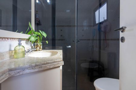 Apartamento à venda com 130m², 3 quartos e 2 vagasBanheiro da Suíte 1