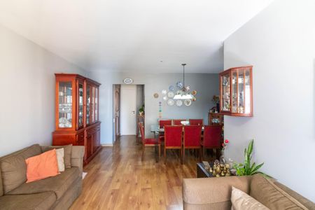 Apartamento à venda com 130m², 3 quartos e 2 vagasSala