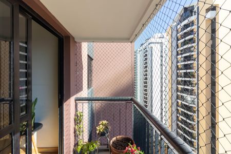 Varanda de apartamento à venda com 3 quartos, 130m² em Indianópolis, São Paulo