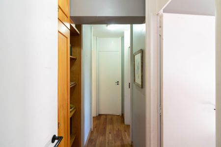 Apartamento à venda com 130m², 3 quartos e 2 vagasCorredor