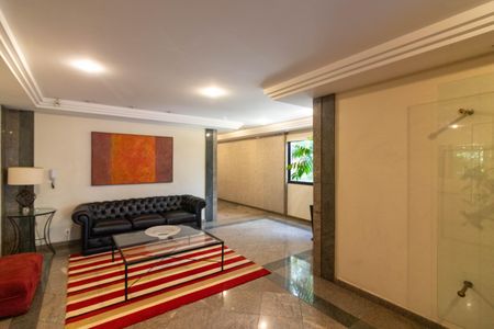 Apartamento à venda com 130m², 3 quartos e 2 vagasHall de entrada