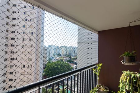 Varanda de apartamento à venda com 3 quartos, 130m² em Indianópolis, São Paulo