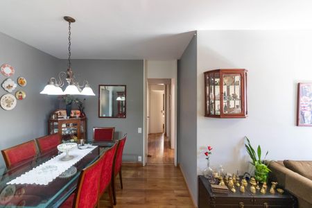 Sala de apartamento à venda com 3 quartos, 130m² em Indianópolis, São Paulo