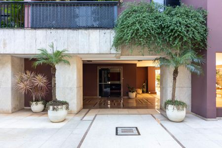 Apartamento à venda com 130m², 3 quartos e 2 vagasEntrada