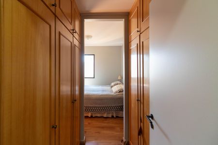 Apartamento à venda com 130m², 3 quartos e 2 vagasSuíte 1