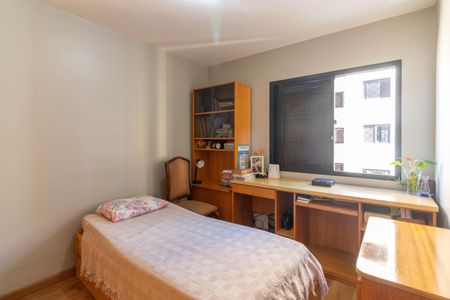 Apartamento à venda com 130m², 3 quartos e 2 vagasQuarto 2