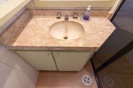 Apartamento à venda com 130m², 3 quartos e 2 vagasBanheiro